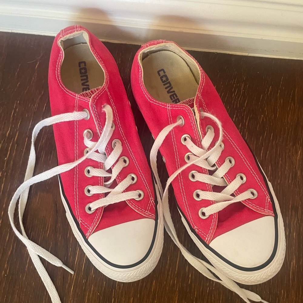 Chuck Taylor All Star Canvas Red Women’s 8